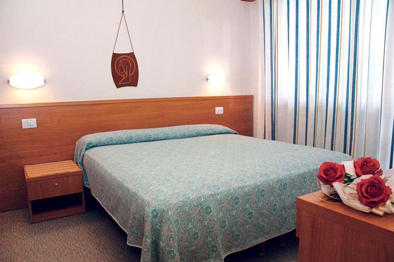 Villa Adria Lignano Sabbiadoro Buitenkant foto